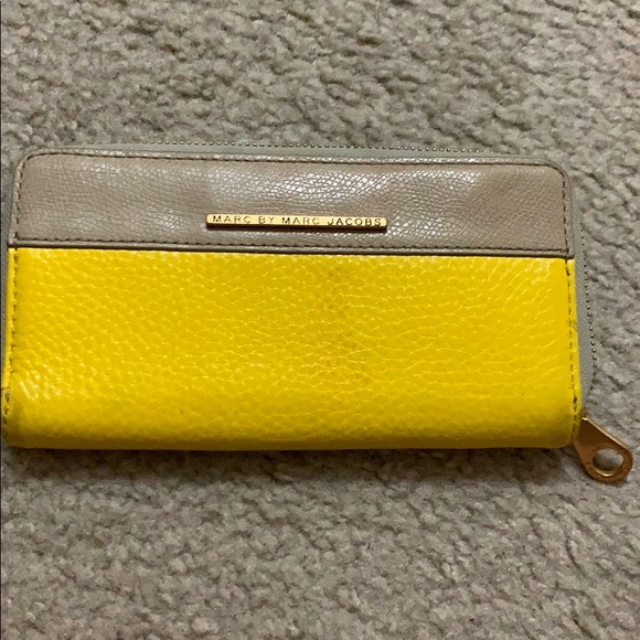 Marc By Marc Jacobs Handbags - 🔮Marc by Marc Jacobs wallet